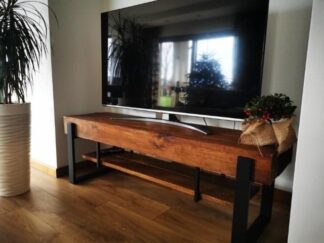 drewniany stolik rtv na wymiar, producent mebli poznań